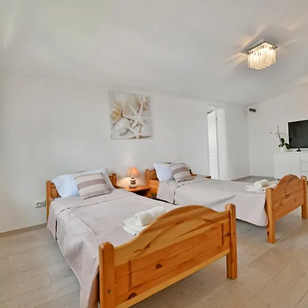 New Bibaj - 350m Strand, Beach, Apartment