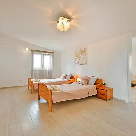 New Bibaj - 350m Strand, Beach, Apartment