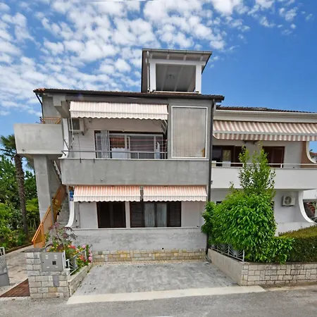 New Bibaj - 350m Strand, Beach, Apartament *
