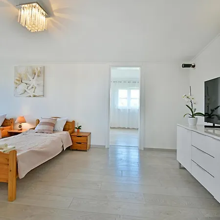 New Bibaj - 350m Strand, Beach, Apartmán *