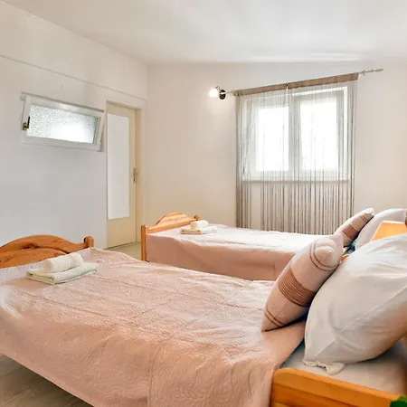 Lägenhet New Bibaj - 350m Strand, Beach, Poreč