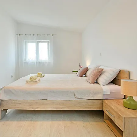 New Bibaj - 350m Strand, Beach, Apartment
